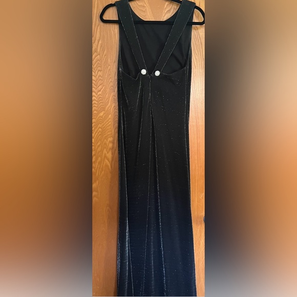 En Francais by Huey Waltzer Evening Dress - Picture 4 of 8